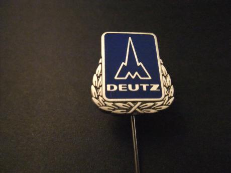 Magirus-Deutz Duitse fabrikant van brandweermaterieel, vrachtauto's, militaire voertuigen en bussen, logo, blauw zilverkrans